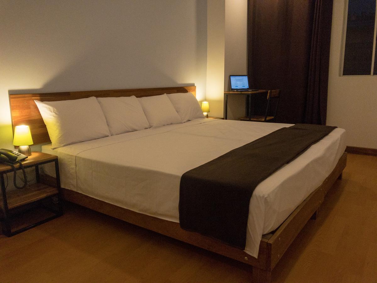 Central Bed & Breakfast Икитос Екстериор снимка