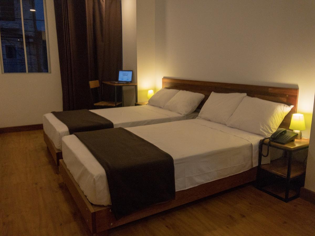 Central Bed & Breakfast Икитос Екстериор снимка